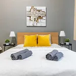 Deluxe Kazincy Apartment In The Heart Of Budapest